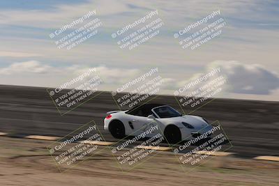 media/Jan-04-2026-SCCA SD (Sun) [[defc442887]]/4-Novice Group/Session 2 Bowl Speed Pans/